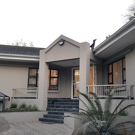 Hotel Vineyard On The Hill Mbombela Esterno foto